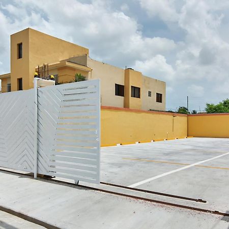 Bnb Tropical Island Aparthotel - Corales Del Sur - Santo Domingo Este Luaran gambar