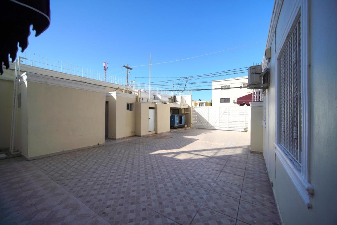 Bnb Tropical Island Aparthotel - Corales Del Sur - Santo Domingo Este Luaran gambar