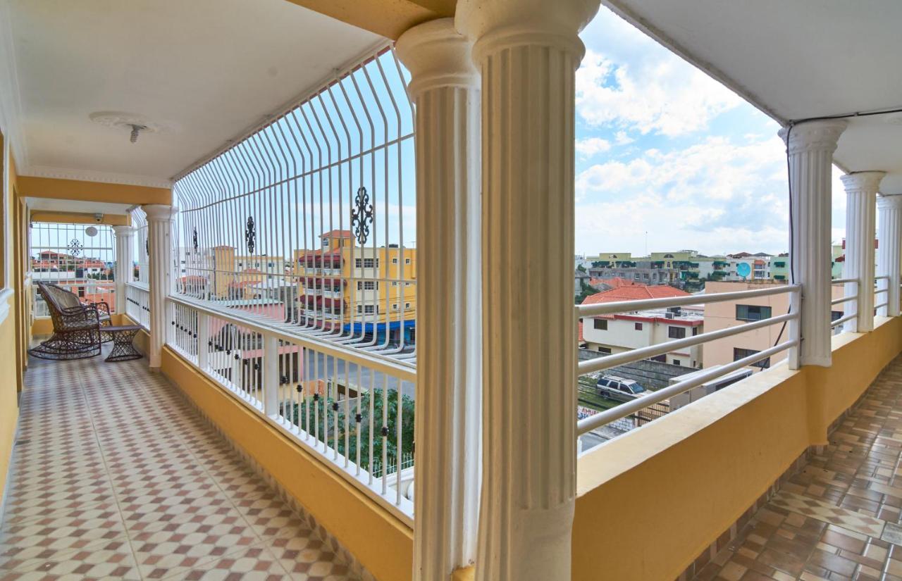 Bnb Tropical Island Aparthotel - Corales Del Sur - Santo Domingo Este Luaran gambar