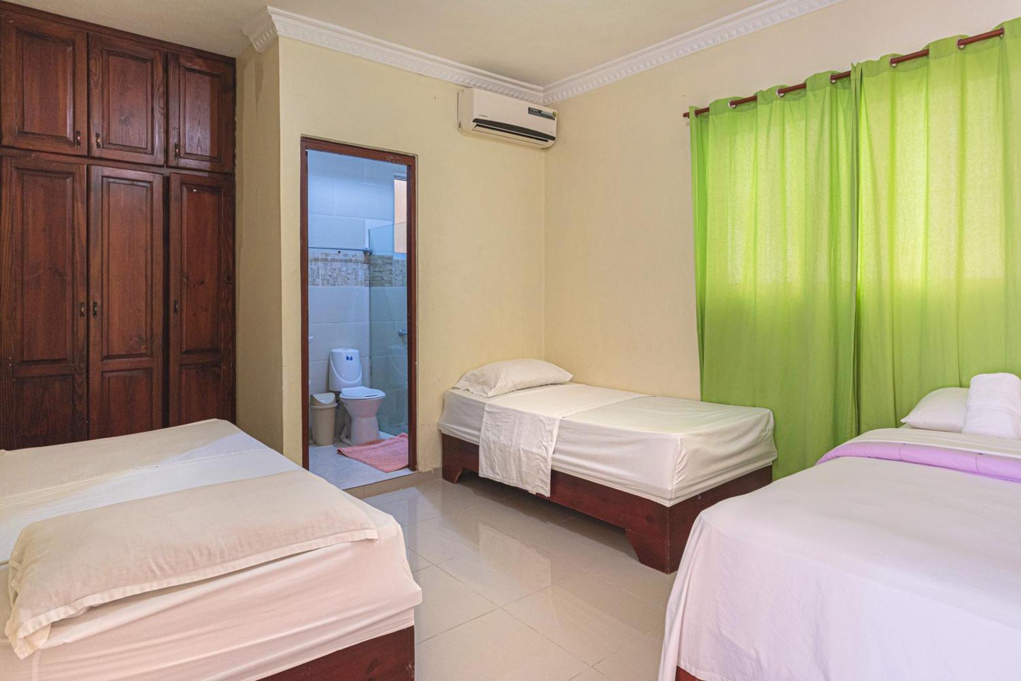 Bnb Tropical Island Aparthotel - Corales Del Sur - Santo Domingo Este Luaran gambar