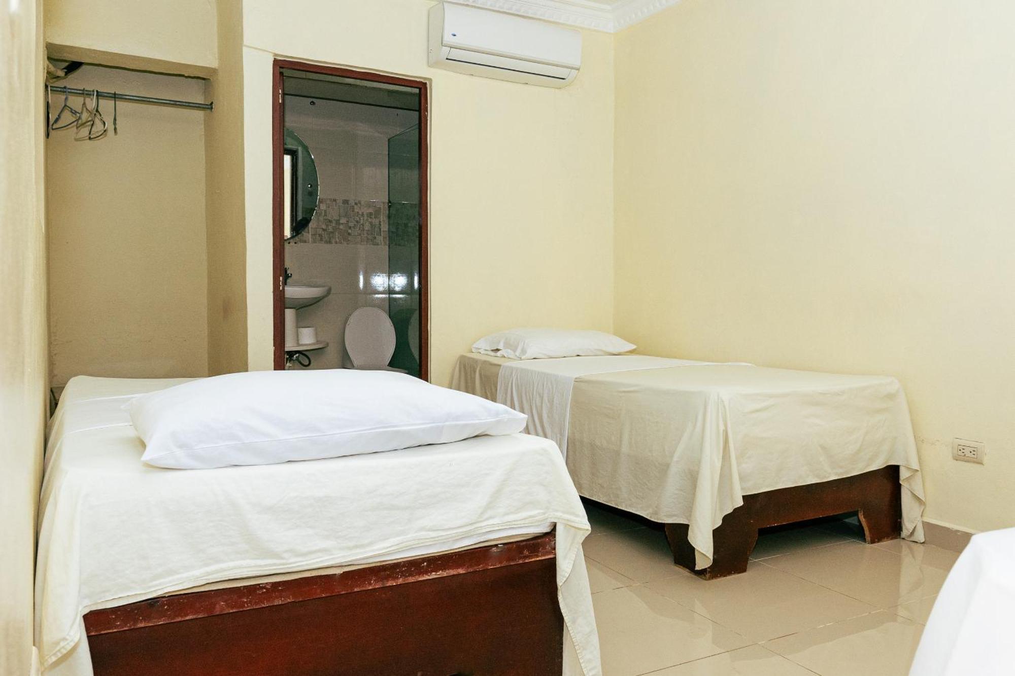 Bnb Tropical Island Aparthotel - Corales Del Sur - Santo Domingo Este Luaran gambar